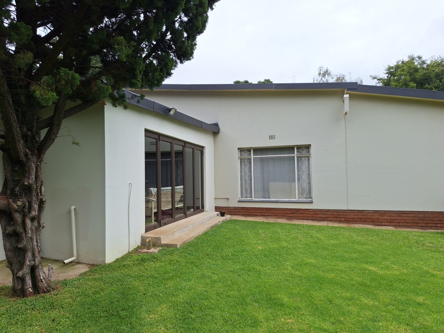 5 Bedroom Property for Sale in Vrede Free State